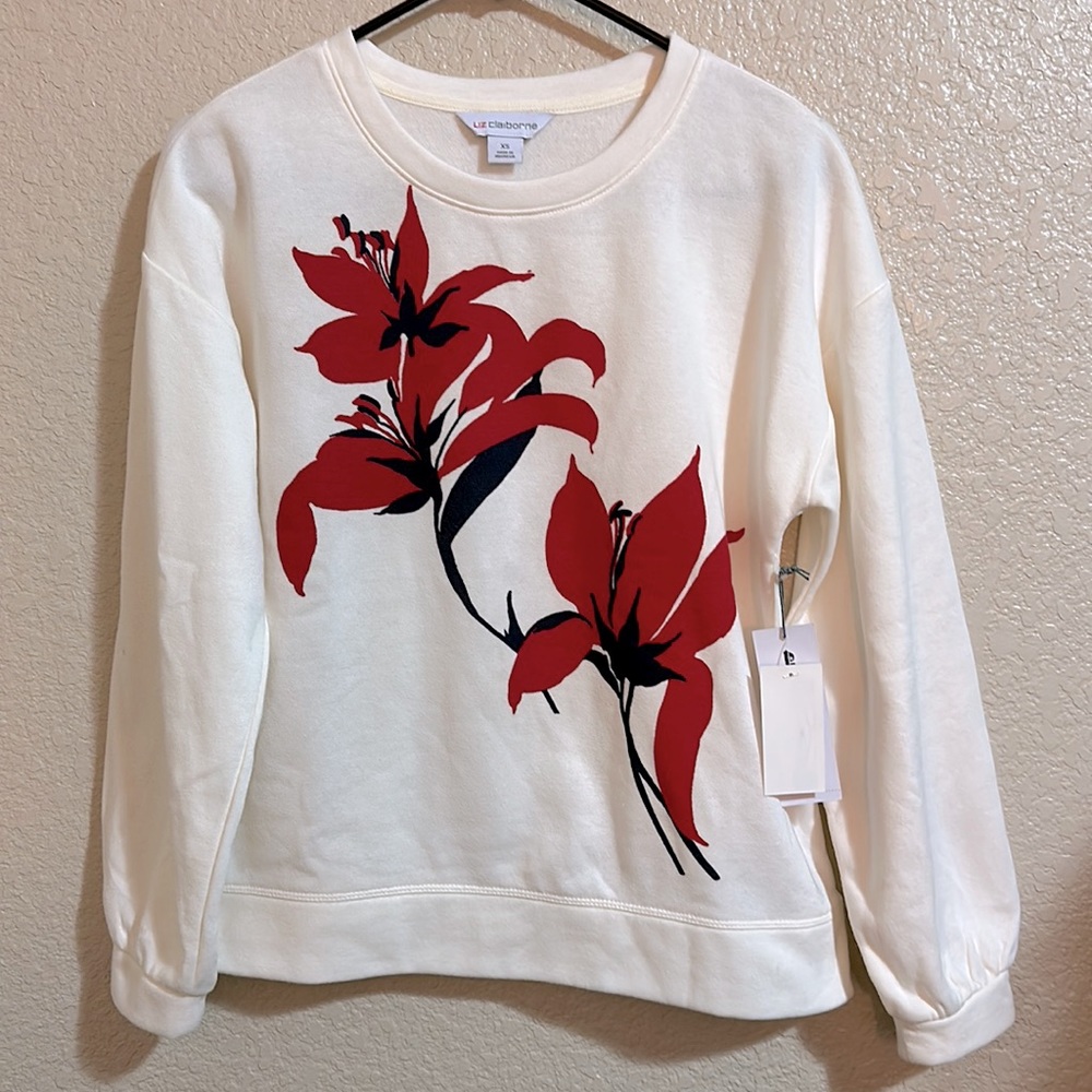 Liz Claiborne Crema Floral Pullover Top